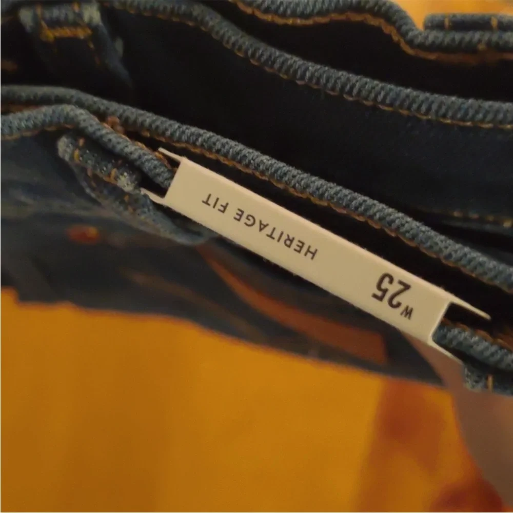 Wrangler Blue Jeans - Picture 3 of 8